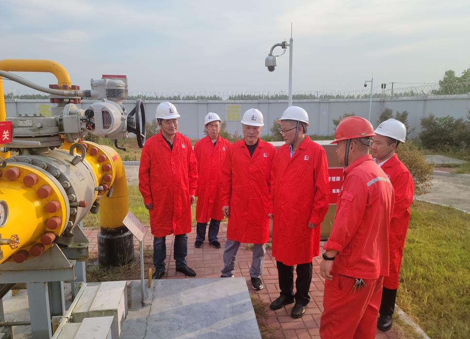 市政府副秘書長、發(fā)改委主任李文勝一行至第二天然氣門站調(diào)研