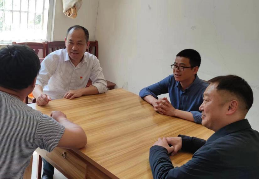 產(chǎn)業(yè)強(qiáng)基，民生為重，結(jié)對(duì)幫扶，攜手共富